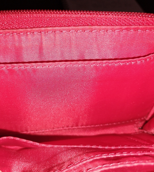 Red Leather Coach Small Wristlet - Picture 5 of 8